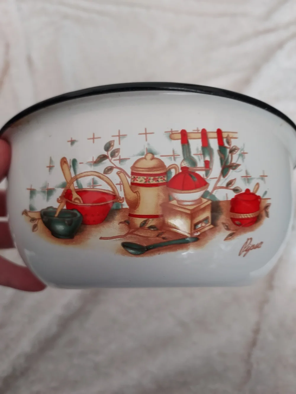 Vintage MCM Pipsa White Enamel Nesting Bowls Kitchen Motif Cottagecore Country